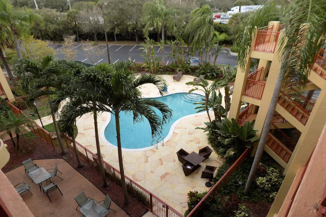Boca Suites Deerfield Beach; Surestay Collection By BW מראה חיצוני תמונה